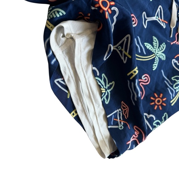 Chubbies Navy Blue Neon Tropical Men's Swim Trunks with Drawstring 5.5” inseam - Picture 5 of 13